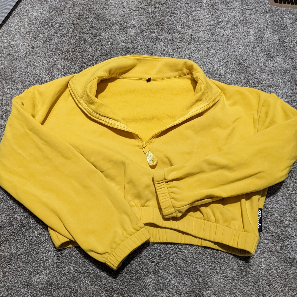 Ptula crop sweatshirt